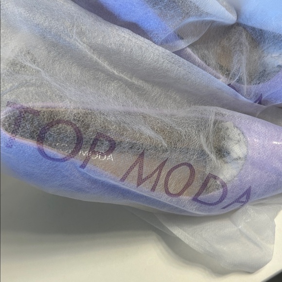 NIB lavender heels - Picture 7 of 10